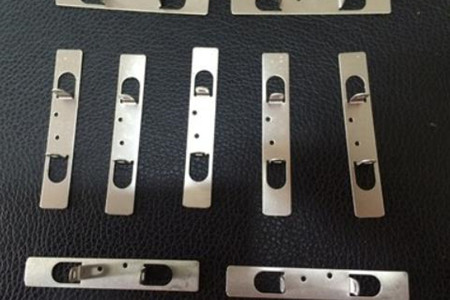 五金彈片開模時(shí)需要注意的事項(xiàng)g