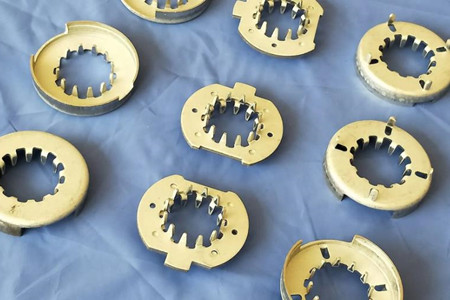 精密沖壓件材質(zhì)選取注意哪些？這五點(diǎn)需重視！